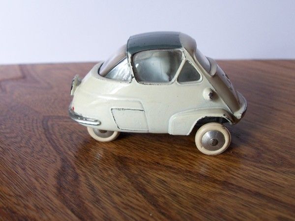 Quiralu Isetta Velam d'époque - Collection