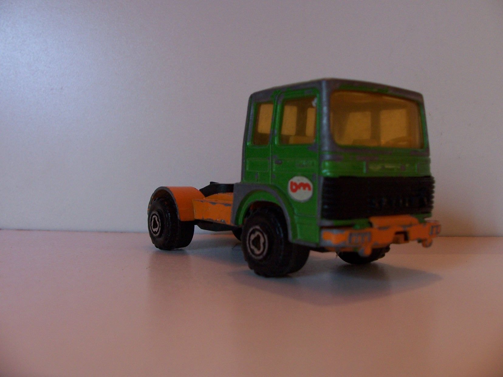 MAJORETTE CAMION RENAULT saviem transport 1/60 made in France EUR 20,00